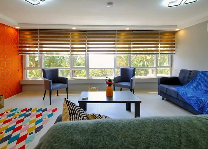 Maxi Homes Olive Flat & Walk To Hadrian Gate