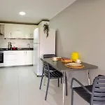 Maxi Homes Olive Flat & Walk To Hadrian Gate *