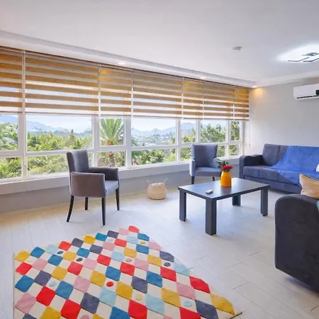 Hadrian Olive Flat By Maxi Homes Walk To Hadrian Gate *
