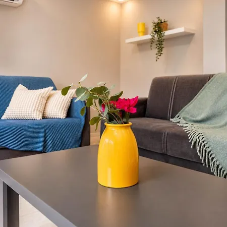 Hadrian Olive Flat By Maxi Homes Walk To Hadrian Gate *