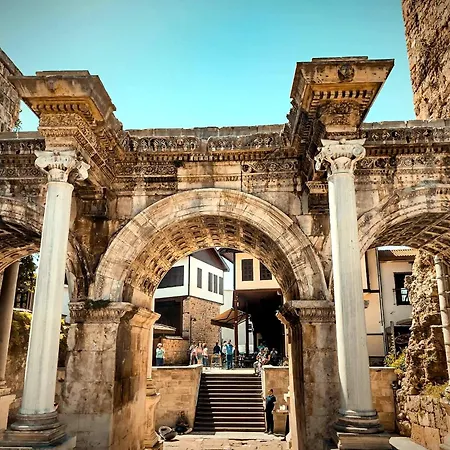 Hadrian Olive Flat By Maxi Homes Walk To Hadrian Gate * Antalya