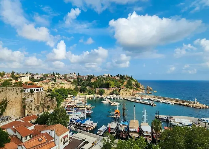 Maxi Homes Olive Flat & Walk To Hadrian Gate Antalya